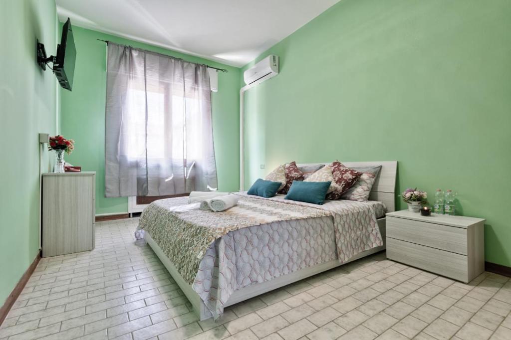 City Living Guest House